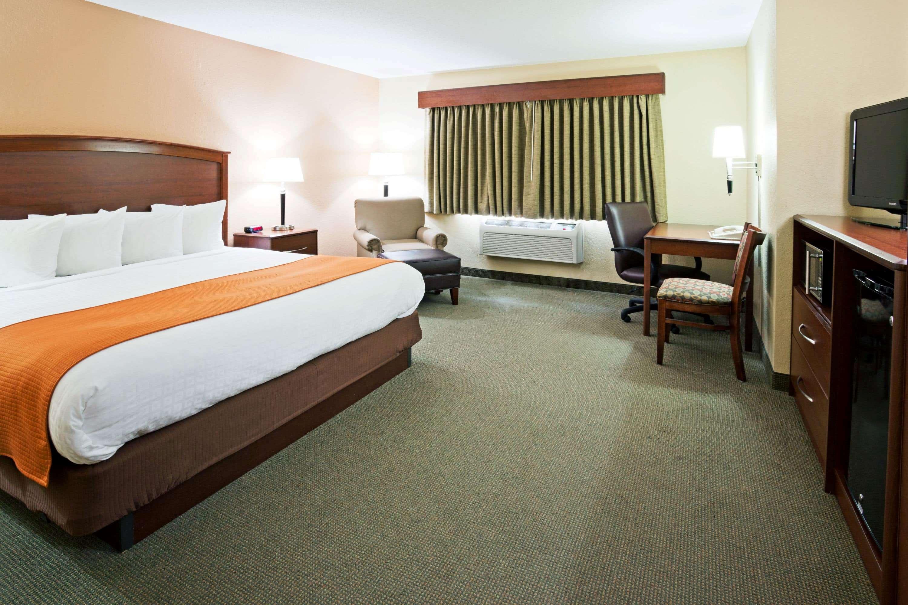 Americinn By Wyndham Fargo West Acres Extérieur photo
