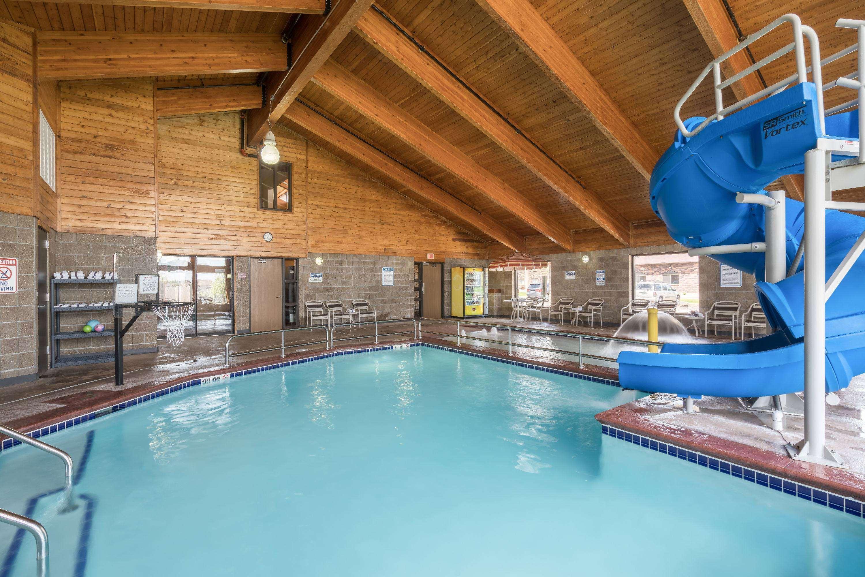 Americinn By Wyndham Fargo West Acres Extérieur photo